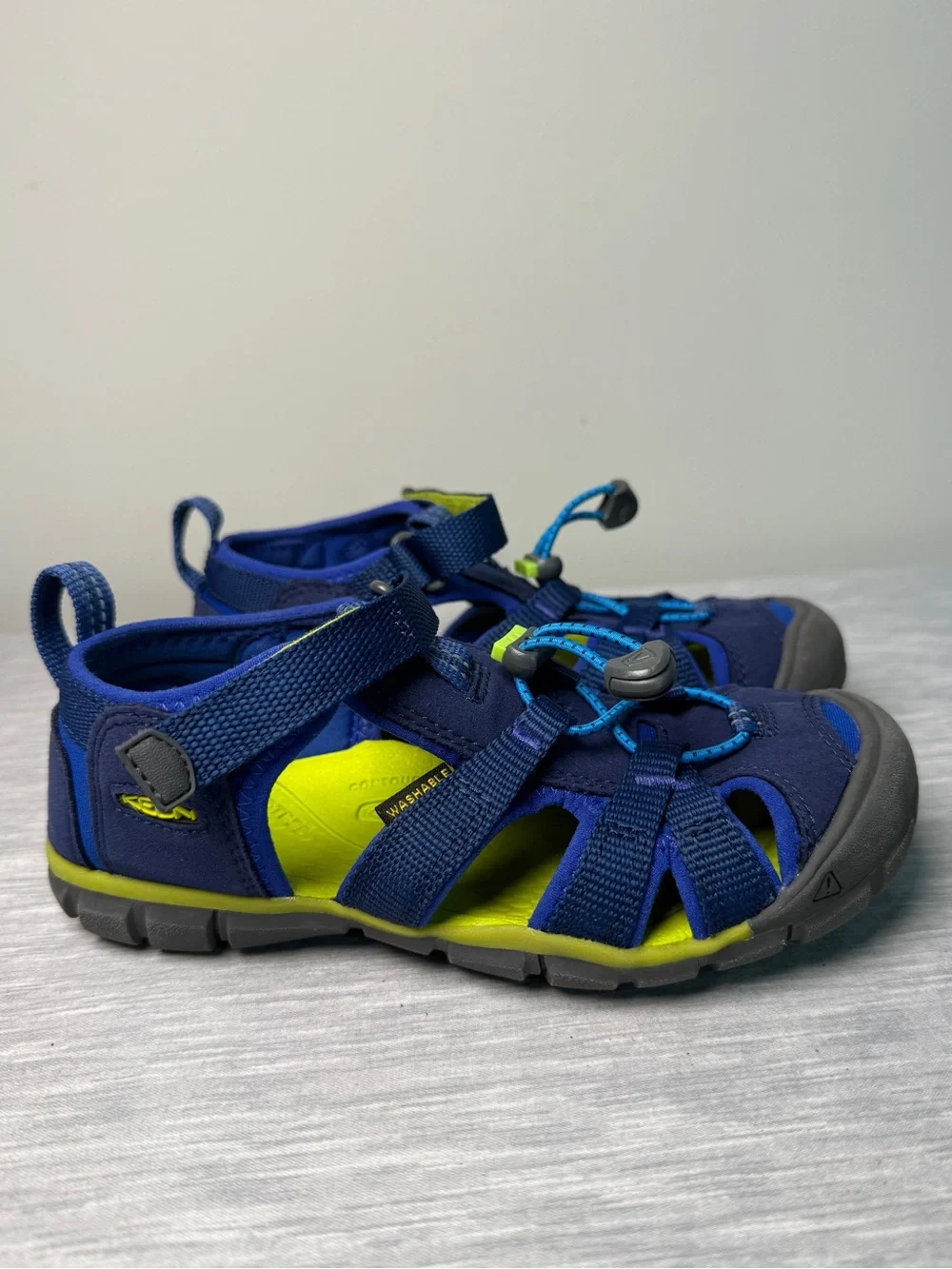 Keen Newport H2 Navy Blue Lime Green Kids Sandals Sz 1